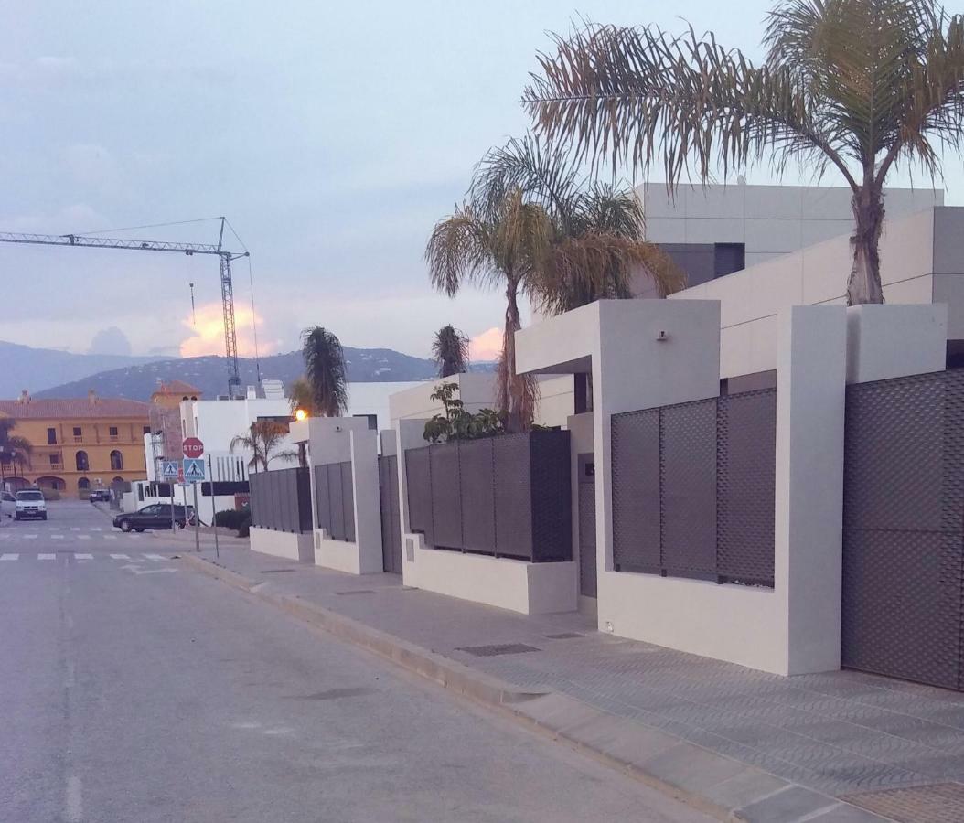 Chalet Los Jarrones Torre Del Mar Cameră foto
